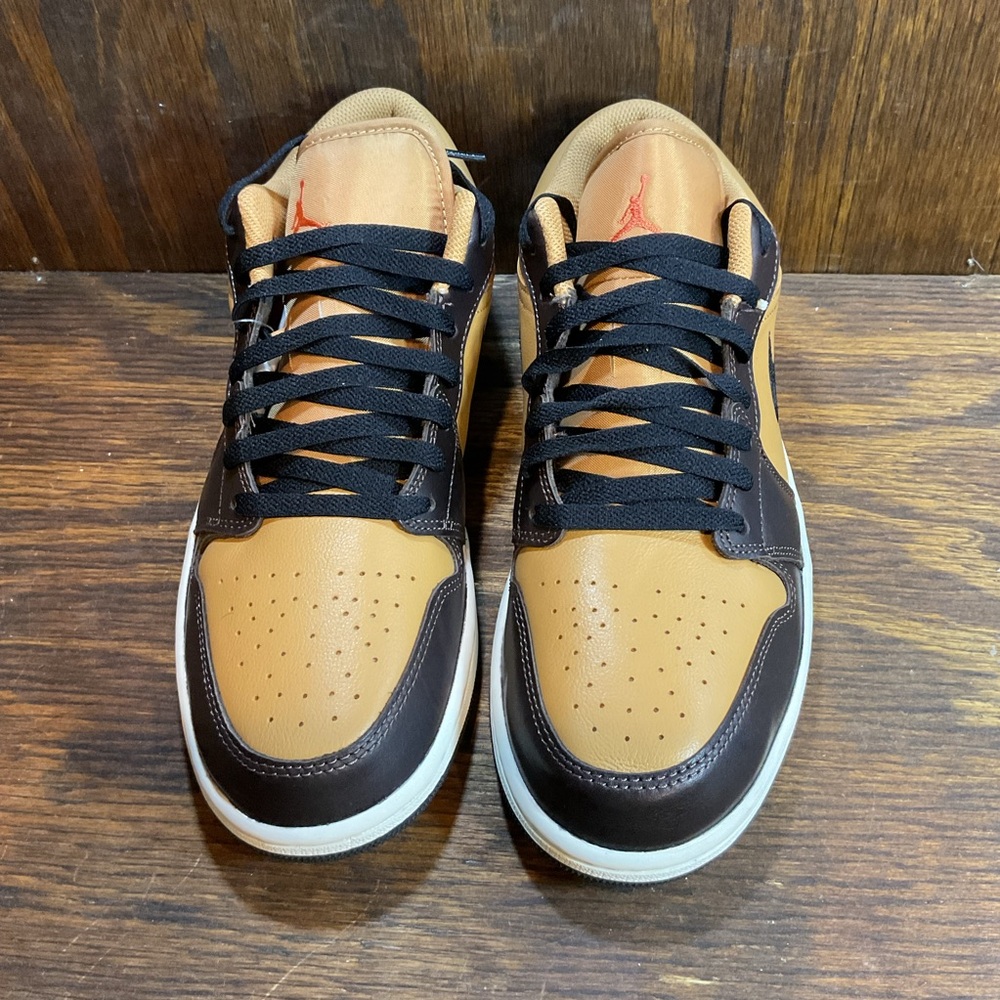 Air Jordan 1 Retro Low 10.5 Flax/Baroque Brown/Vintage Coral/Black - Picture 2 of 7